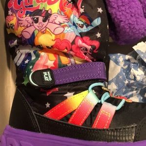 New stride rite sneaker boot winter 9 little pony
